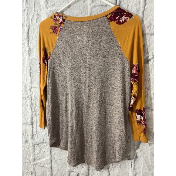 24/7 Maurice’s Knit Top Size XS - Picture 6 of 6